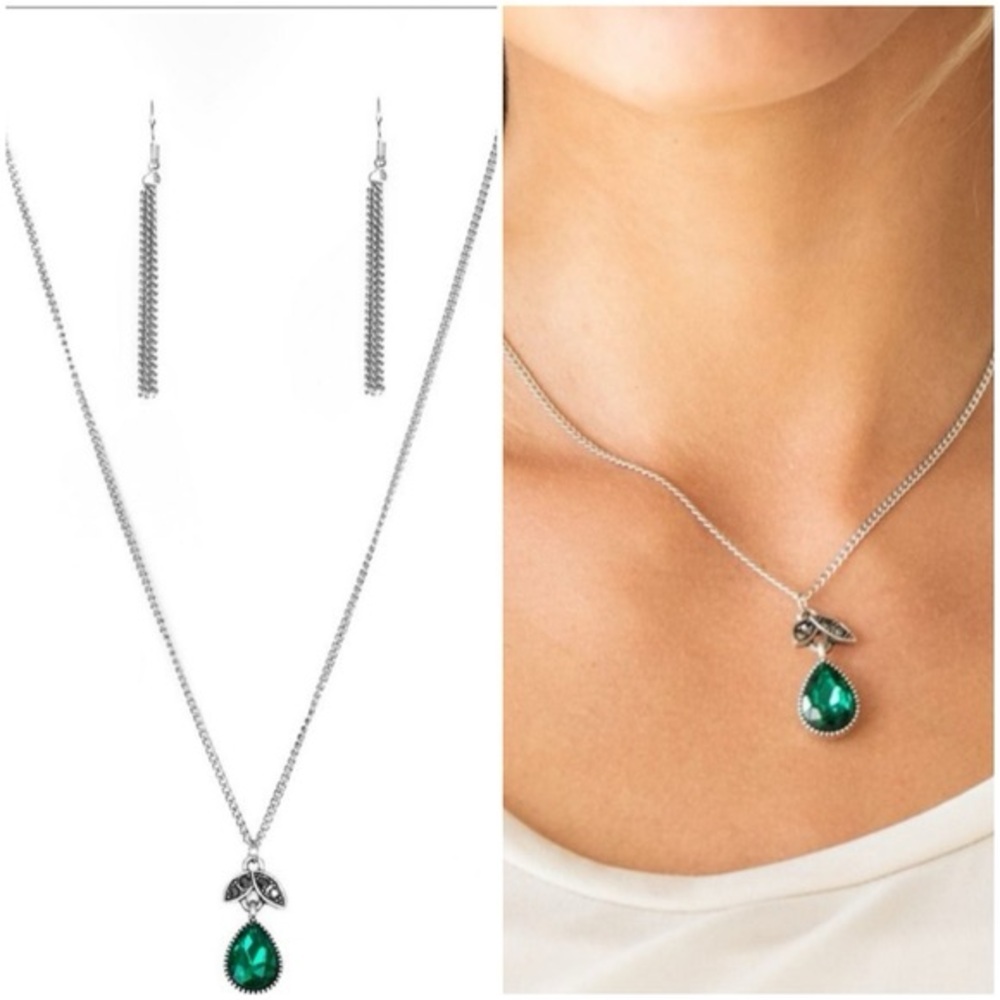 Elegant Silver Necklace with Green Pendant